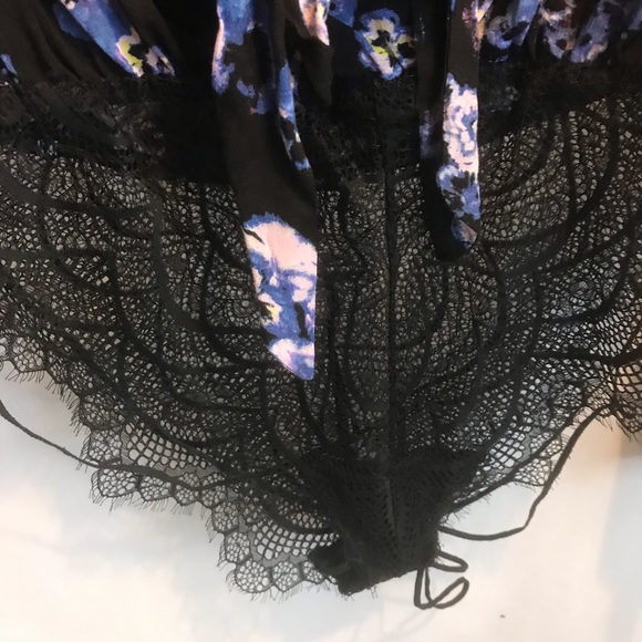 Free People New Lacey bottom Bodysuit with 2 snaps - Picture 3 of 7